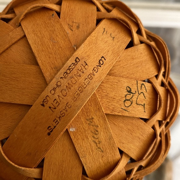 Longaberger wall basket - Picture 4 of 6